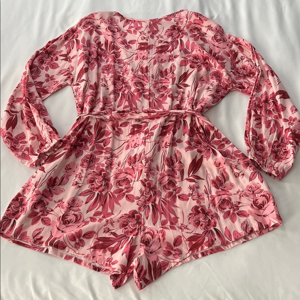 Saltwater Luxe Pink Floral Rio Romper w/ Pockets - Picture 2 of 6